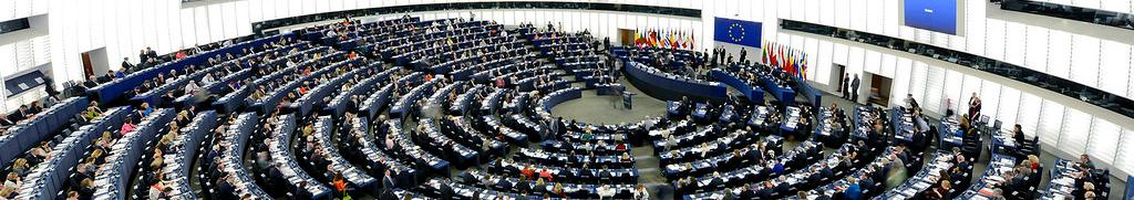 EU:s förslag "Chat Control 1" fortsätter att diskuteras. Kritiker lyfter fram oro för integriteten, där användares nekan till övervakning kan kringgås. Debatten fokuserar på tolkningen av gränserna för digitalt privatliv och dataskydd.
#Chattkontroll #EUlagstiftning